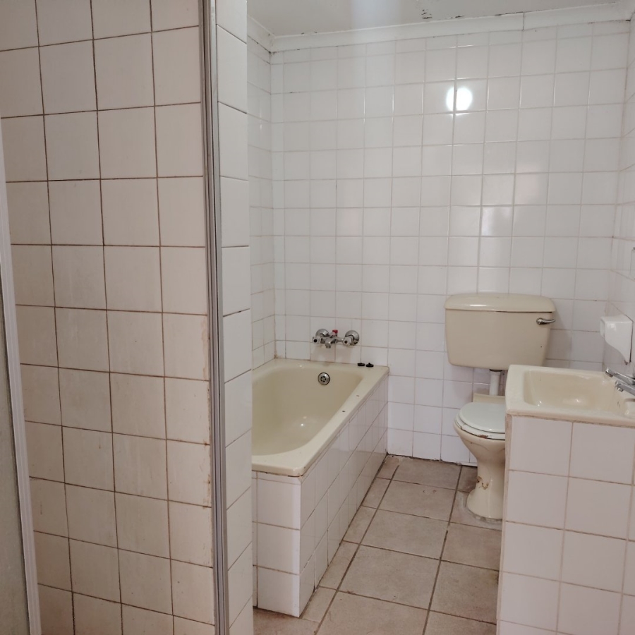 Commercial Property for Sale in Roodewal Free State